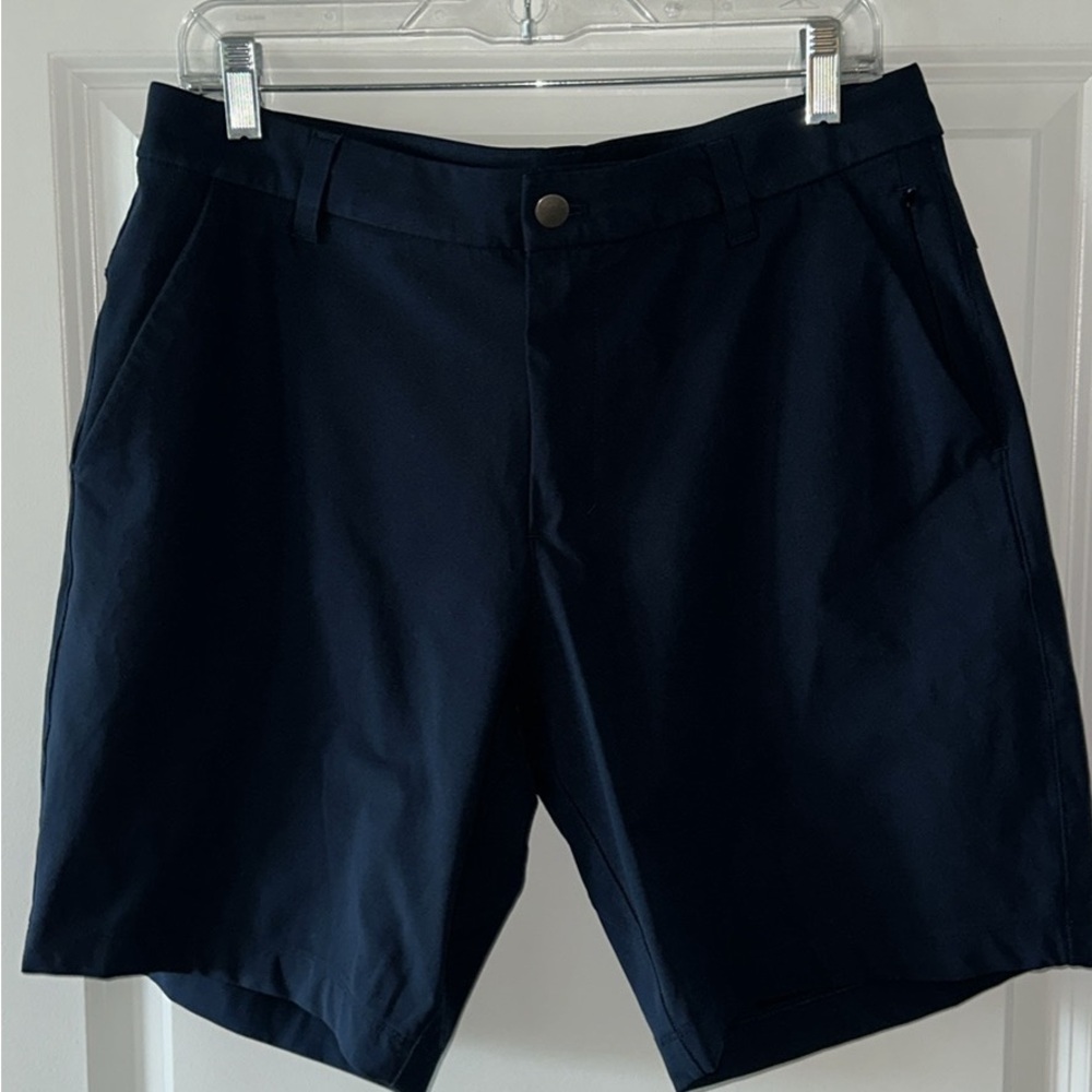 Men’s lululemon commission golf short